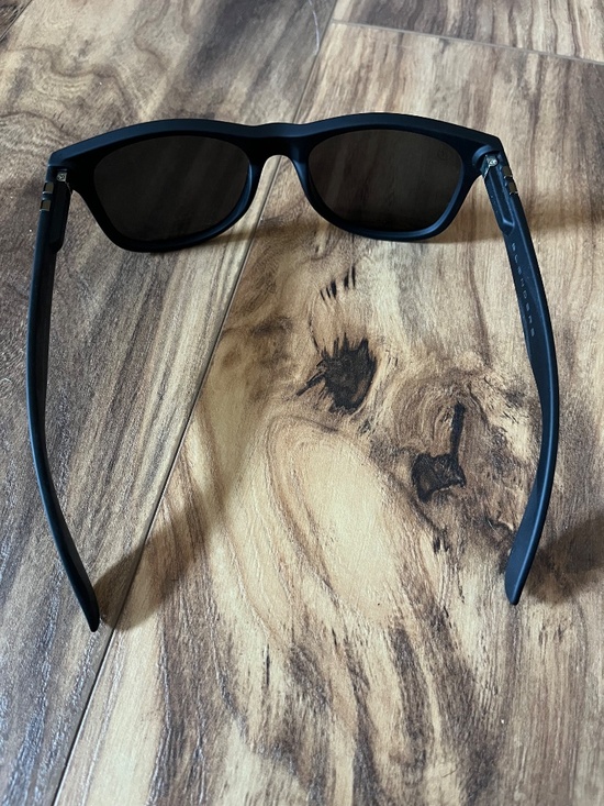 NWT Blenders “Deep Space” Polarized Sunglasses main image 6